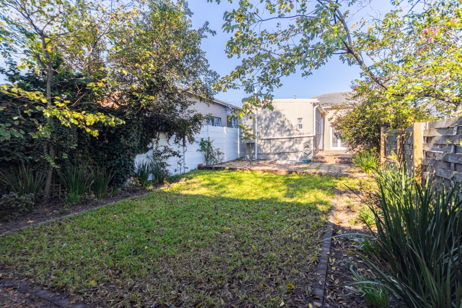 2 Bedroom Property for Sale in Claremont Western Cape